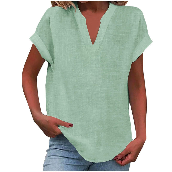 Xavina – Relaxed V-Neck Blouse