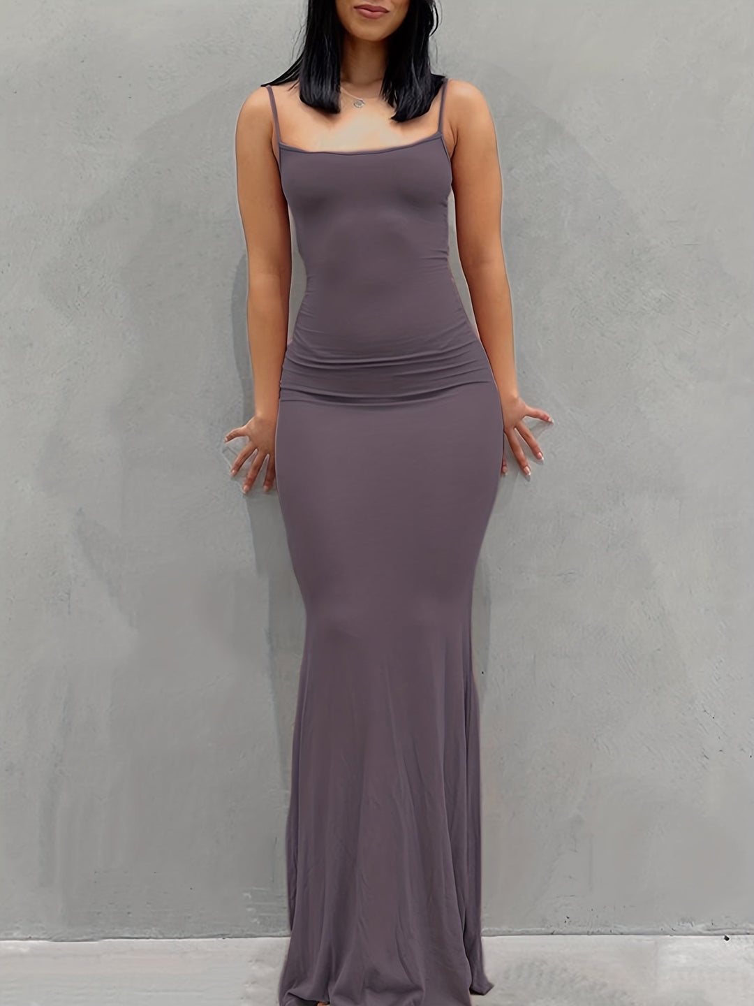 Allie – Sleek Bodycon Maxi Dress